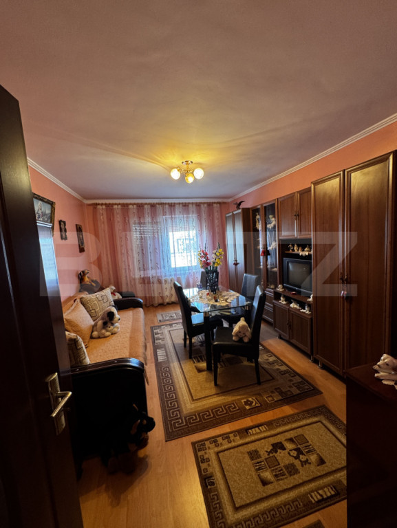 Apartament 2 camere, 54 mp, zona Luduș