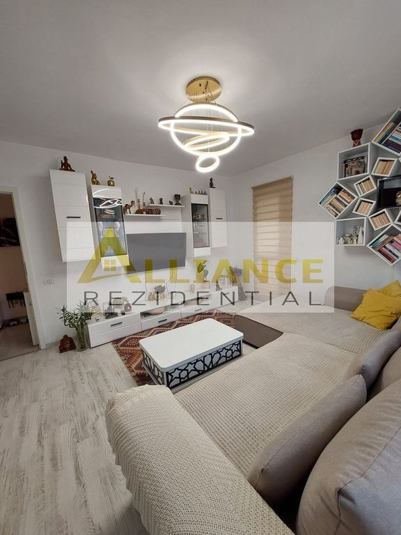 2 CAMERE DECOMANDAT CU CURTE PROPRIE | STR. BIRUINTEI | M...