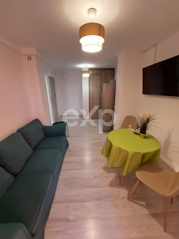 Vanzare apartament la cheie, Central