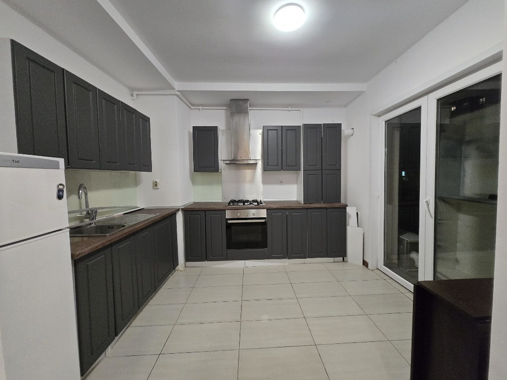 Apartament 2 camere complex Cosmopolis 81,89 mp