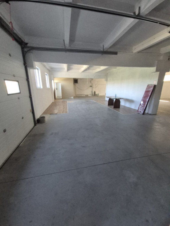 Spatiu de inchiriat , 300 mp | Calea Baciu | Zona Valea Seac