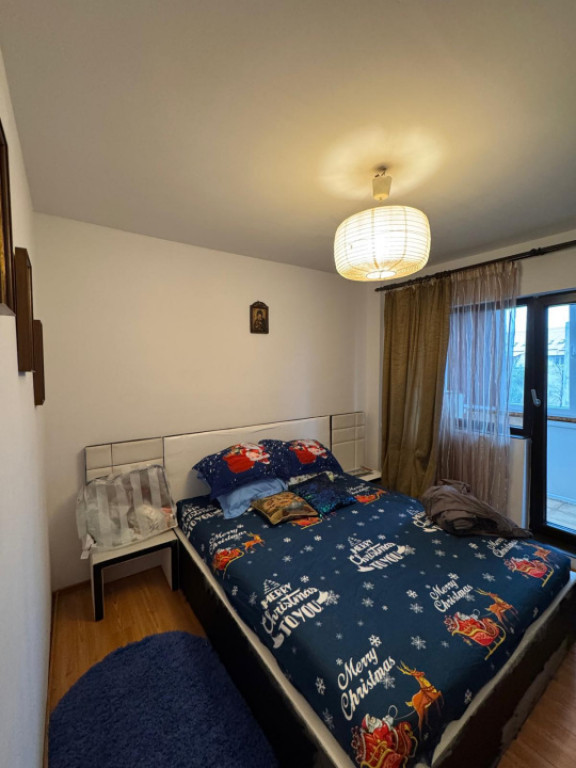 Apartament 3 camere de închiriat – Zona Valea Rosie