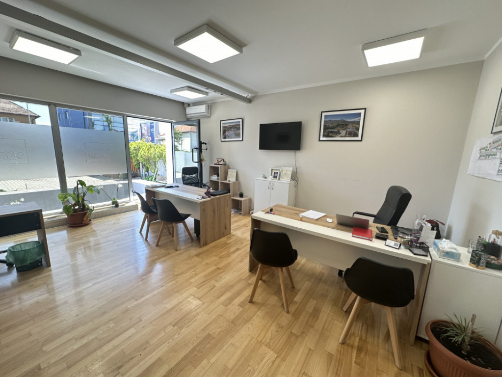 Apartament 3 camere decomandate Vasile Aaron