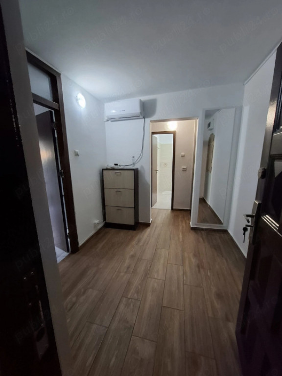 Apartament 2 camere Rovine