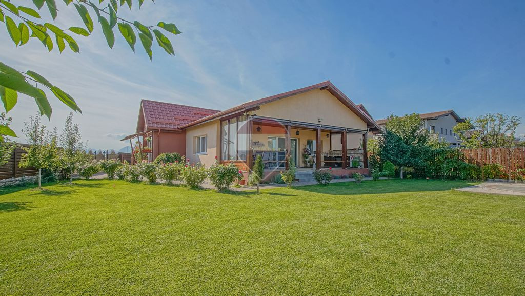 Casă parter pe teren 750 mp în Sânpetru – Comision 0%