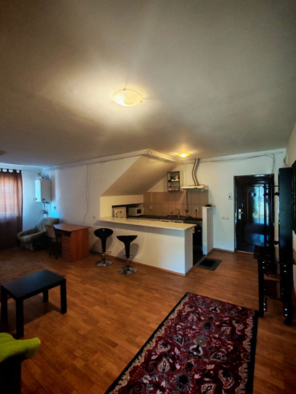 Apartament 2 camere, 50 mp in zona Florilor, Floresti