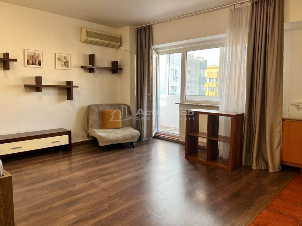 Vila 7 camere - Babana - Arges - teren 4391 mp - fara comisi