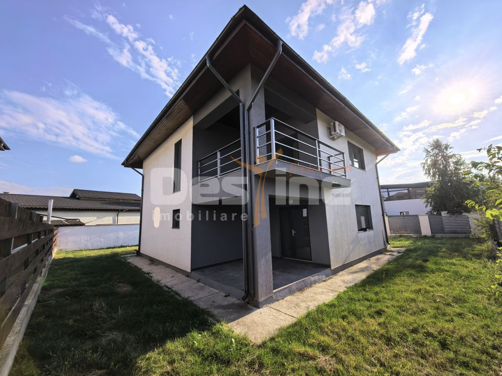 Vilă de închiriat cu 5 camere P+1 160 mp utili Copou