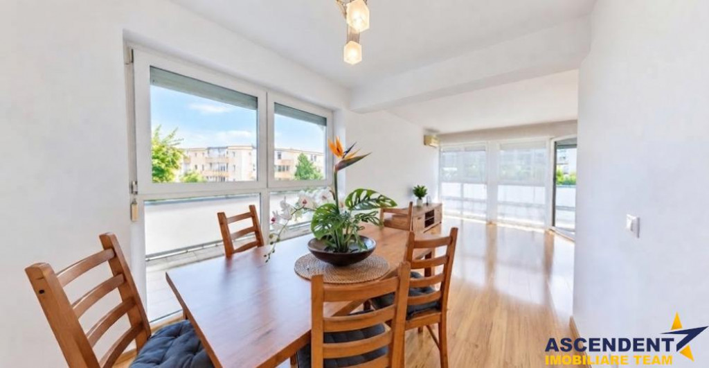 Eleganta la inaltime, Penthouse cu view verde, terasa de 50