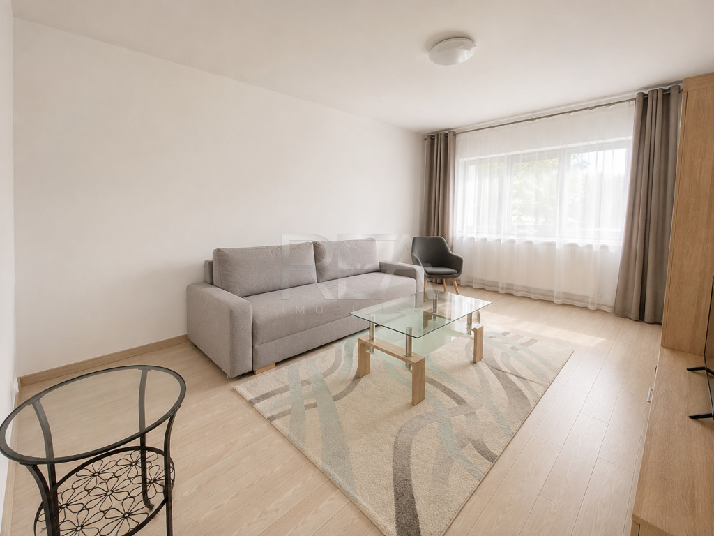 2 camere- decomandat- Două balcoane- Orășelul Copiilor/me