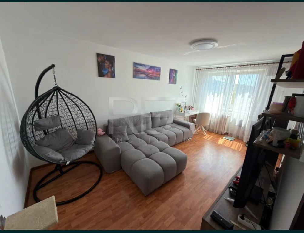 3 Camere Decomandat 70 mp | Str. Panselelor | Renovat | 4 Mi