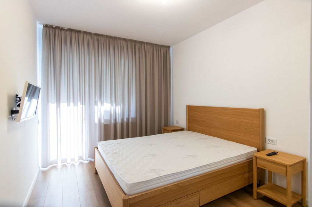 2 Camere, 2 balcoane, mobilat, PARCARE SUBSOL INCLUSA, 3 minute Metrou Pacii