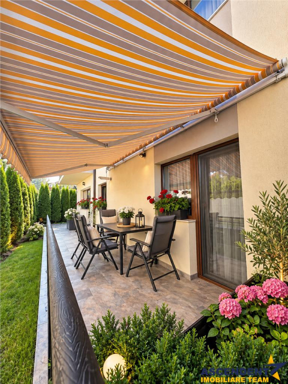 Decomandat, mobilat, utilat, terasa 20mp, balcon, boxa, parc