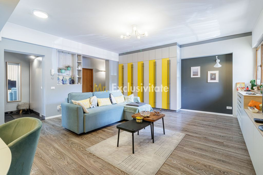 Duplex 4 camere 2 bai - complex inchis - Sos Oltenitei