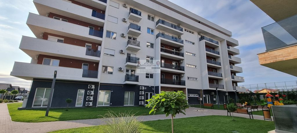 Apartament 3 camere /108 mp/ Expres Residence/Focsani