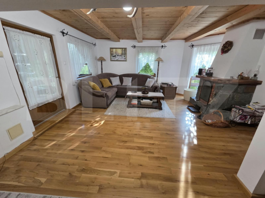 Casa familiala la rosu in suprafat utila de 199 mp si 400 mp