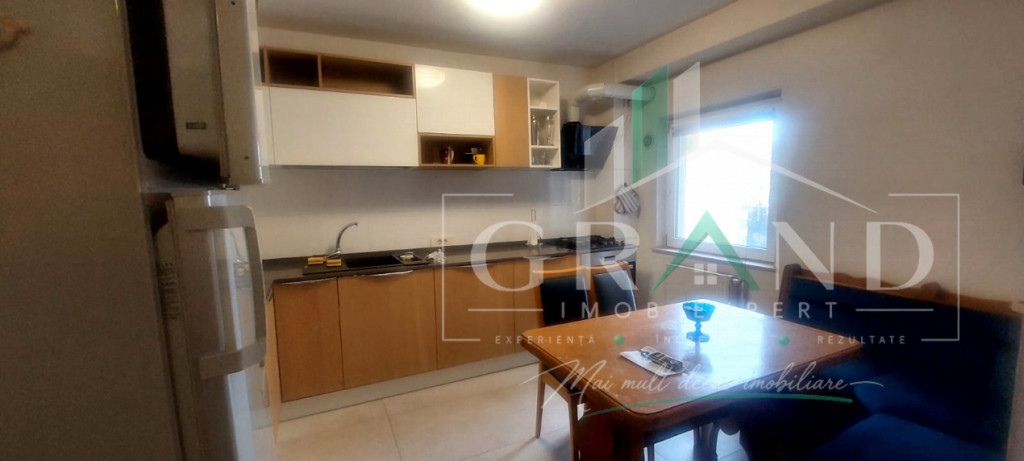3 CAMERE DECOMANDATE | 2 BĂI | 2 BALCOANE | PARCARE | MĂR?