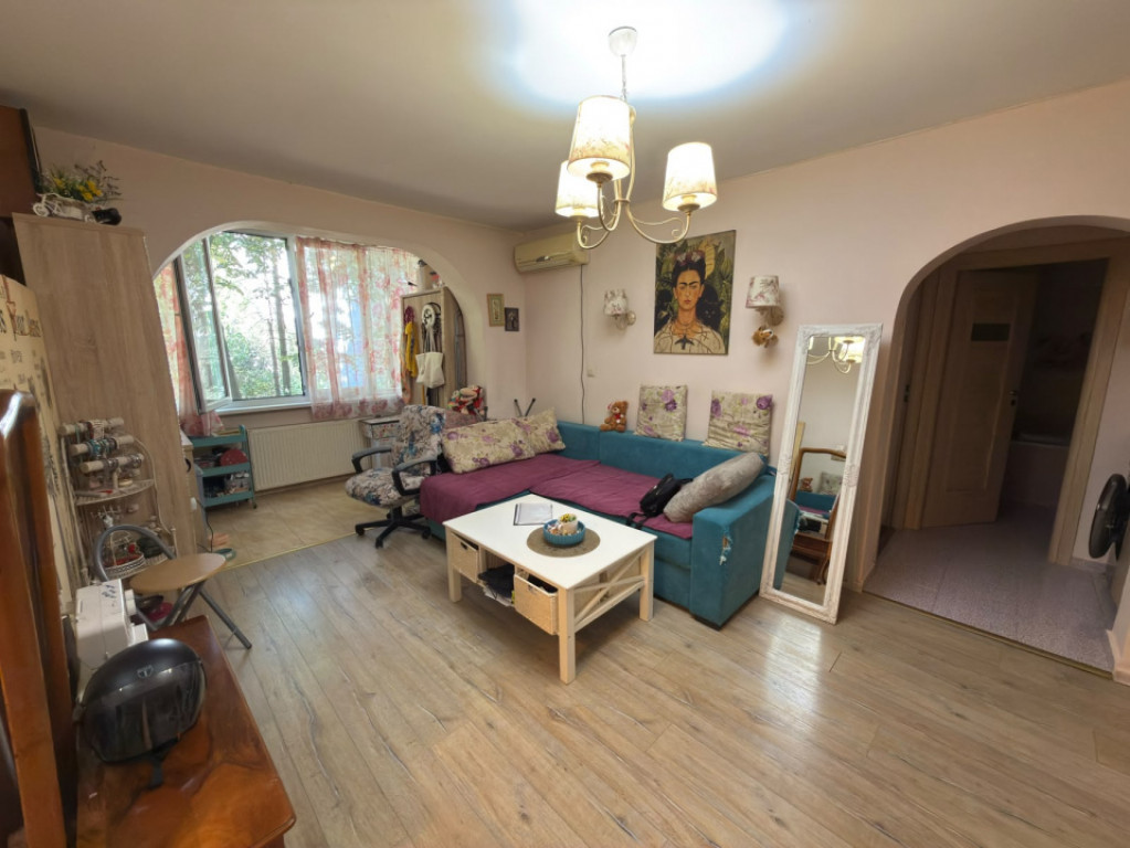 Apartament cu 3 camere, 55 mp, zona Nord