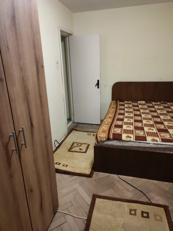 Inchiriez apartament Tomis Nord 3 camere
