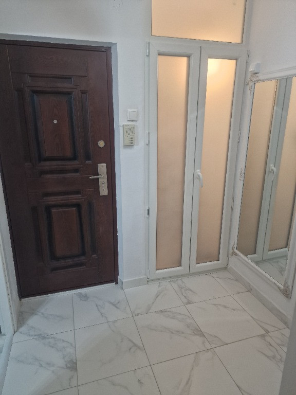 Inchiriez apartament 2 camere, Drumul Taberei (Plaza), proprietar