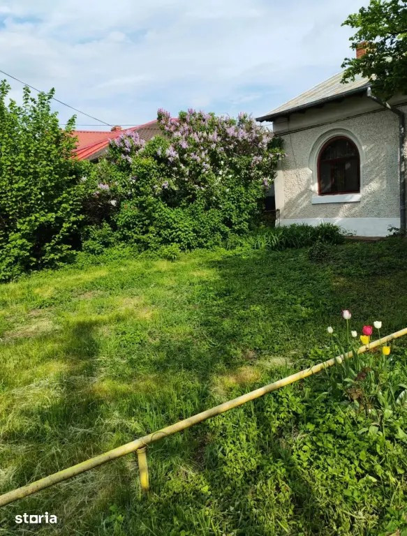 DE VÂNZARE CASĂ 154mp + TEREN 933mp în PLOIEȘTI, (zonă EXCELENTĂ)