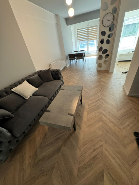 Apartament cu 2 camere in zona Gruia