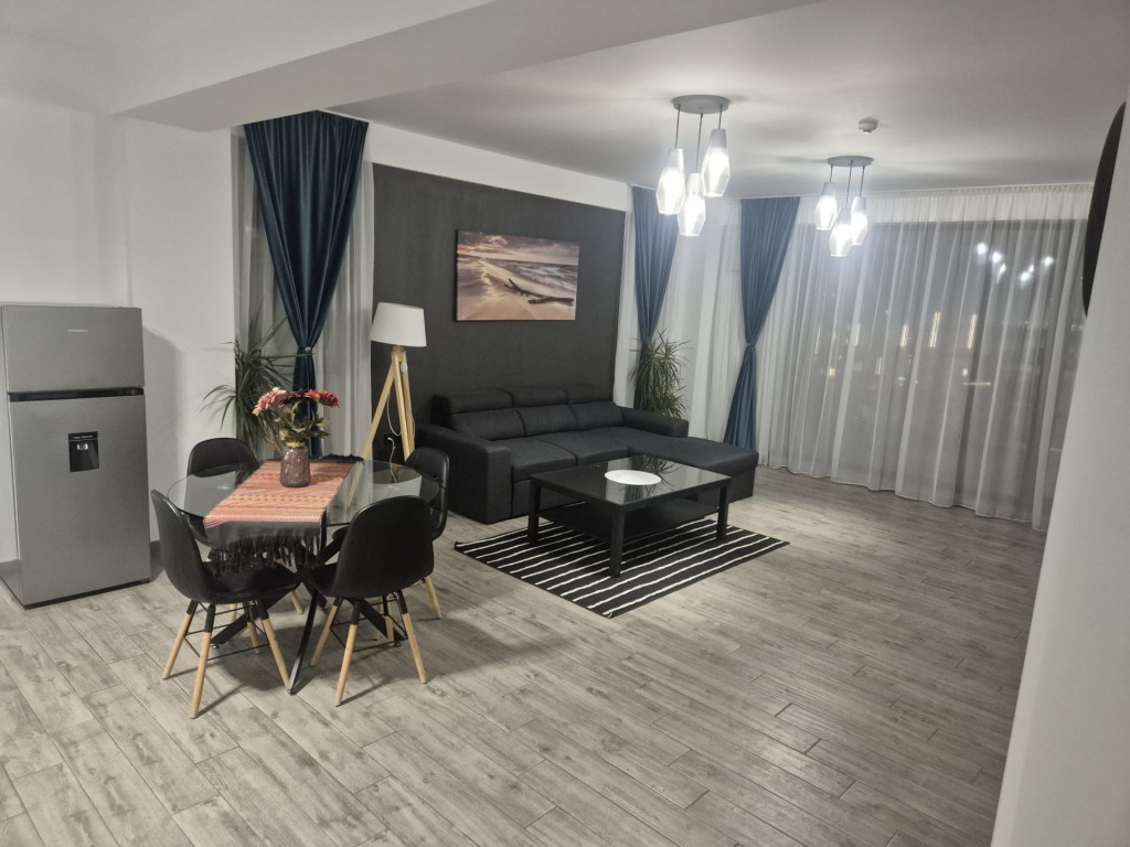 Mamaia aprtament 2 camere bloc nou termen an universitar