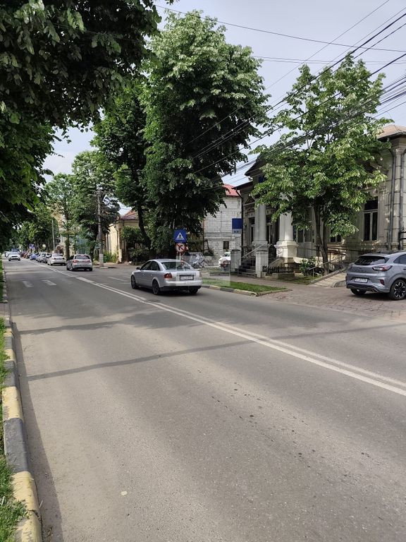 Spatiu ultracentral Tecuci/ Actual sediu BCR