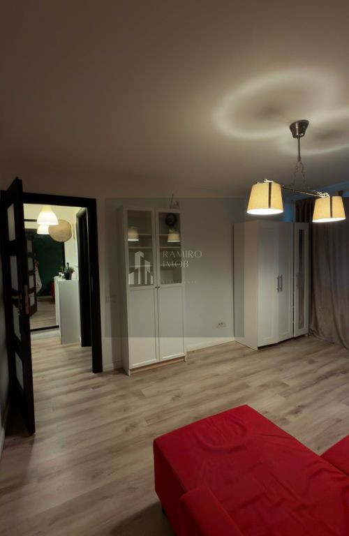 2 CAMERE DECOMANDAT/GATA DE MUTARE/PARCARE GIURGIULUI