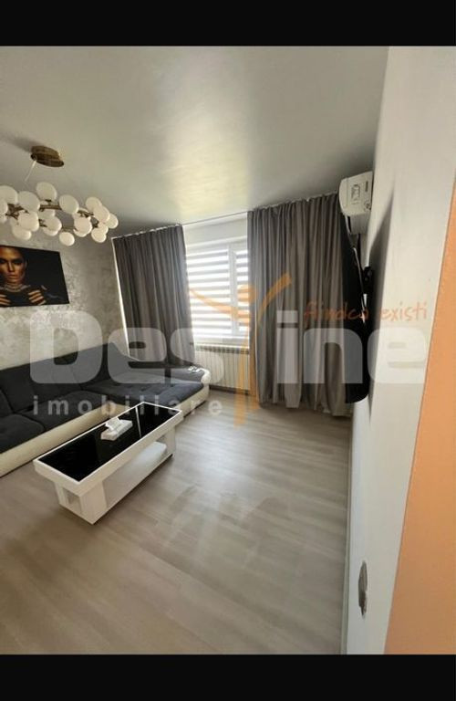 Apartament de inchiriat 3 camere /Unirii