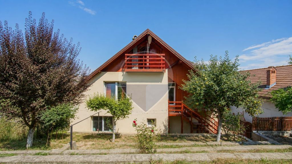 PURCARENI – 2 CASE , MULTIPLE POSIBILITATI | 533 mp | 0...