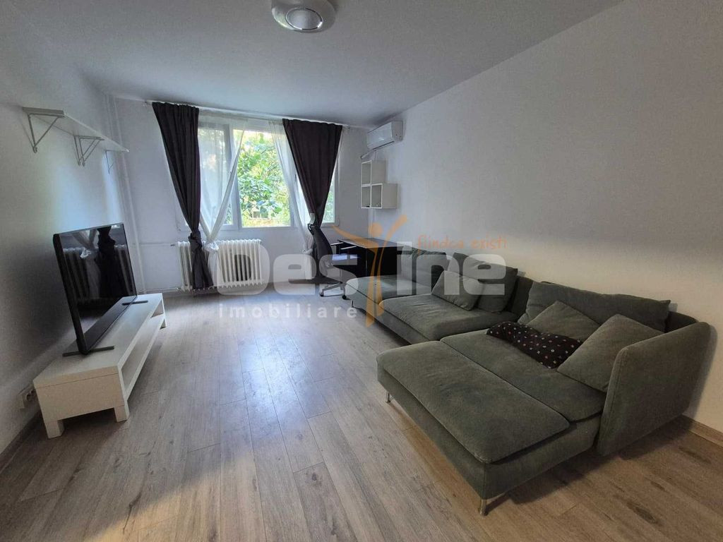 Închiriere apartament 4 camere- zona Politehnicii