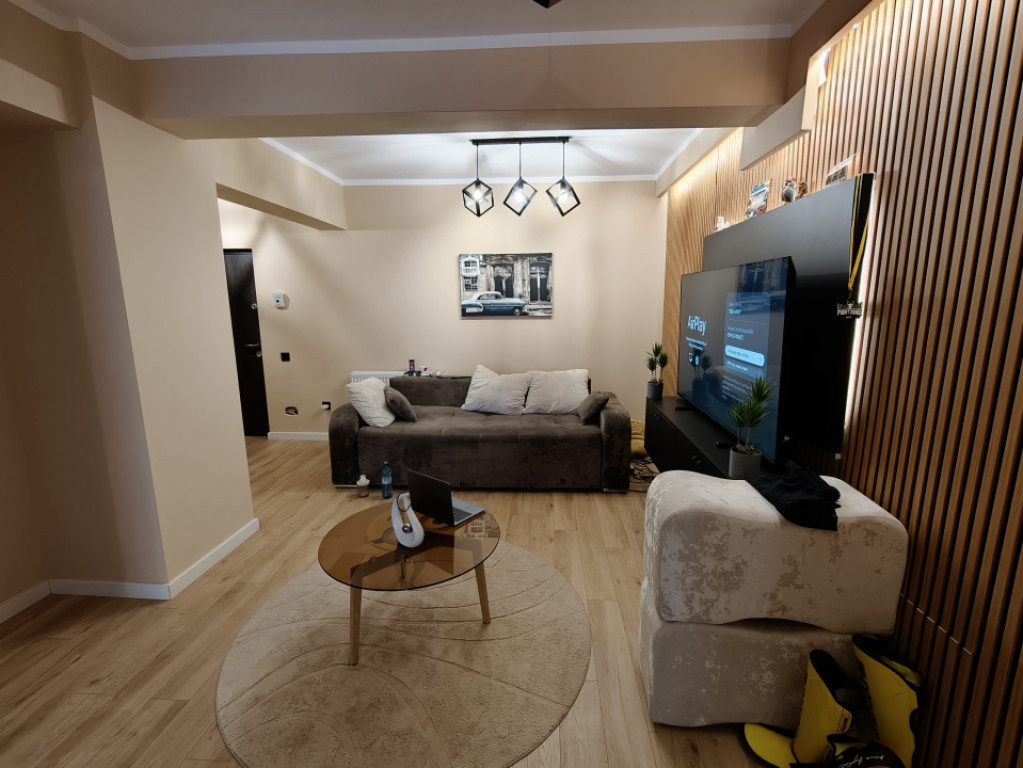 Apartament 2 camere, 48 mp, balcon, parcare | zona Terra, Fl