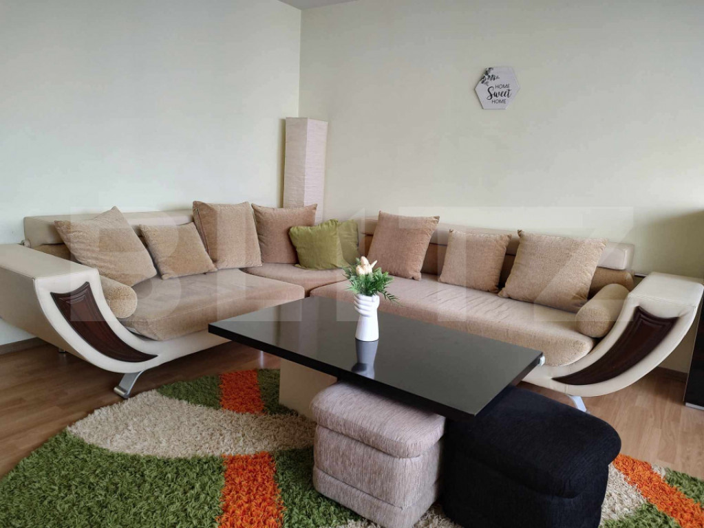 Apartament cu 2 camere, etaj intermediar, decomandat, zona G