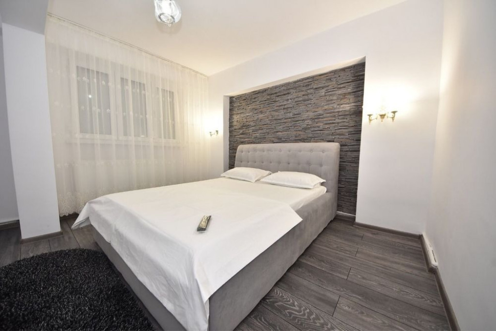 Garsoniera de inchiriat zona Grozavesti