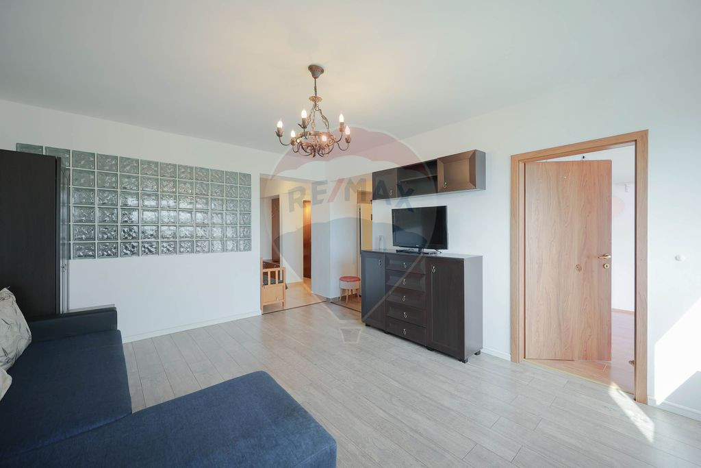 Apartament 3 camere, închiriere – Prima Nufărul, Parc...