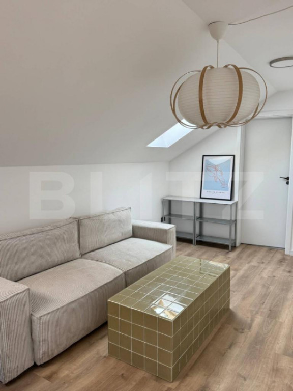 Apartament la Casa cu 3 camere, prima închiriere, 60 mp, ,