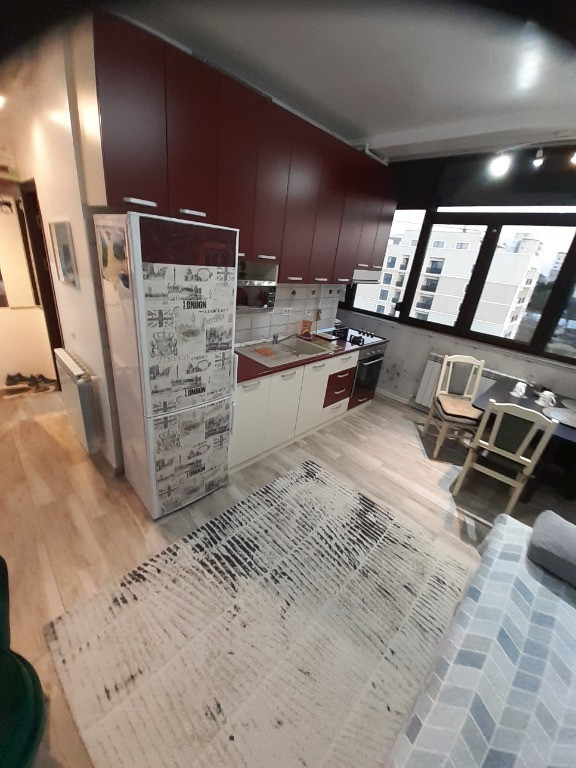 Faleza Nord apartament 3 camere loc parcare termen lung