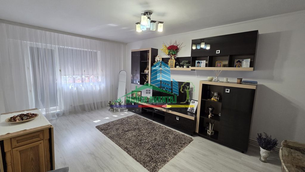 Apartament 3 camere, decomandat, 78 mp | Zona Kaufland Br...