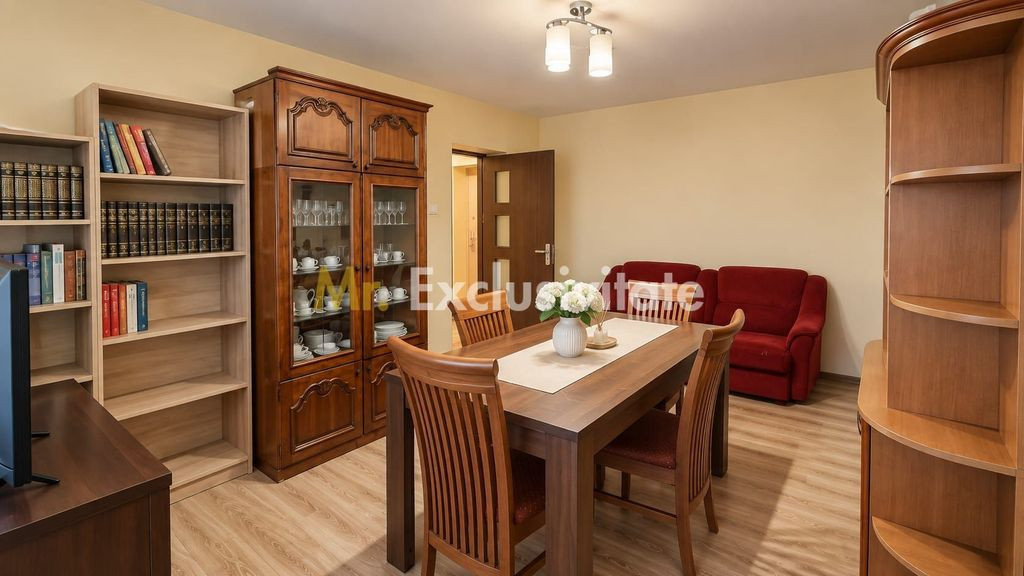 Apartament 3 camere Ultracentral-Pitesti-Bloc Mobilux eta...