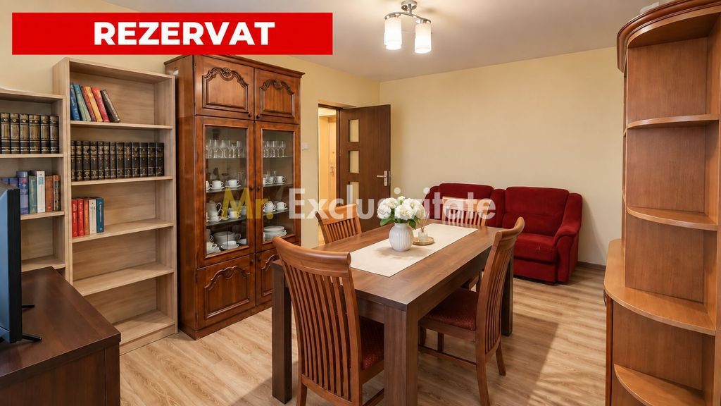 Apartament 3 camere Ultracentral-Pitesti-Bloc Mobilux etaj intermediar