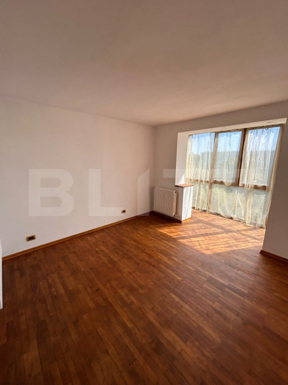 Apartament 2 camere semidecomandat, zona Spitalul de Neurolo