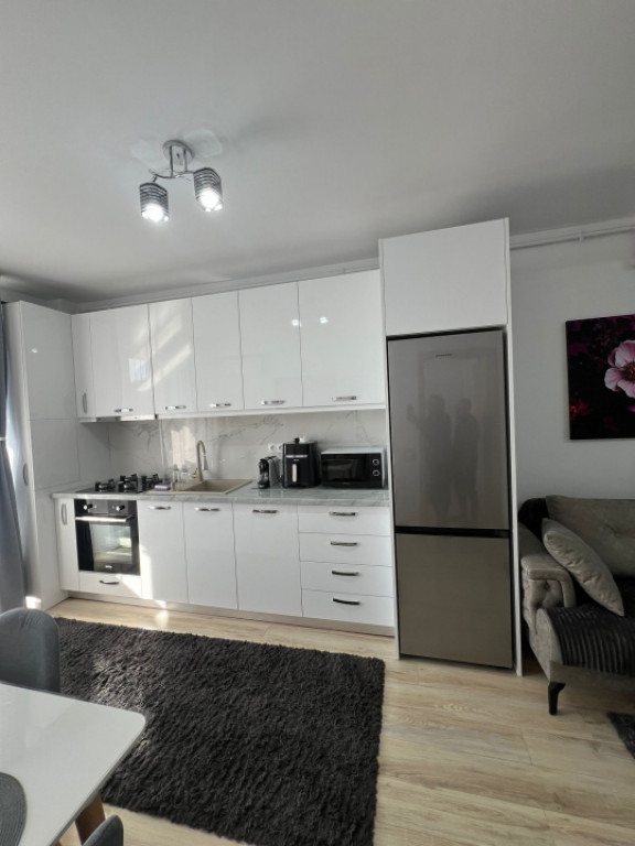 Apartament 2 camere, 40mp, balcon, parcare | zona Terra, Flo