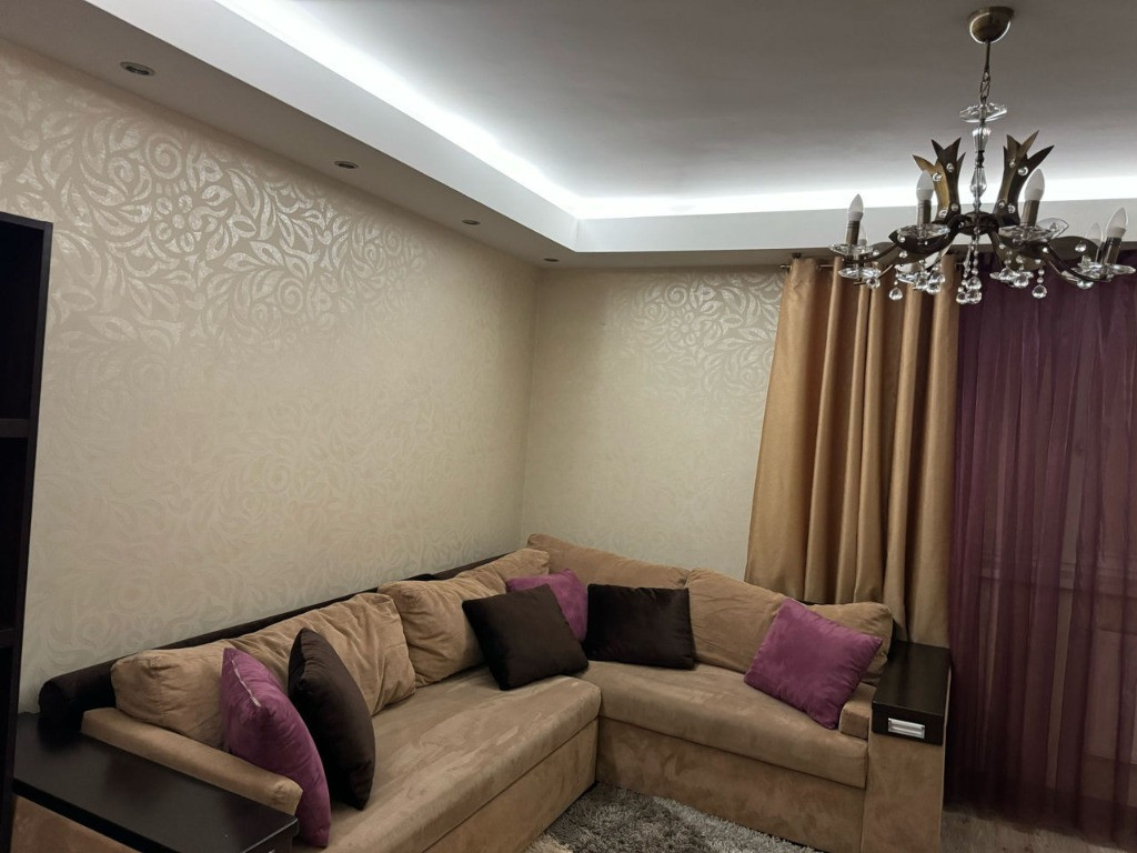 Apartament de inchiriat cu 2 camere in zona Gorjului