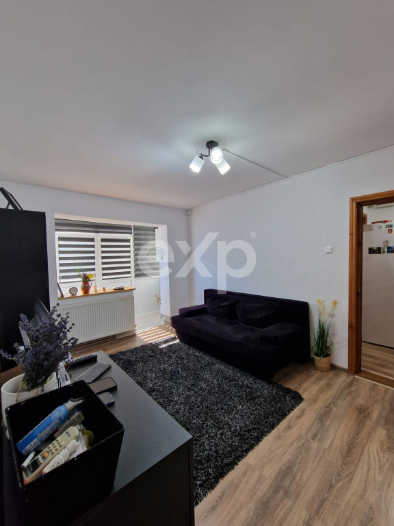 Apartament 3 camere de vânzare – Micro 6, Str. Moldovei
