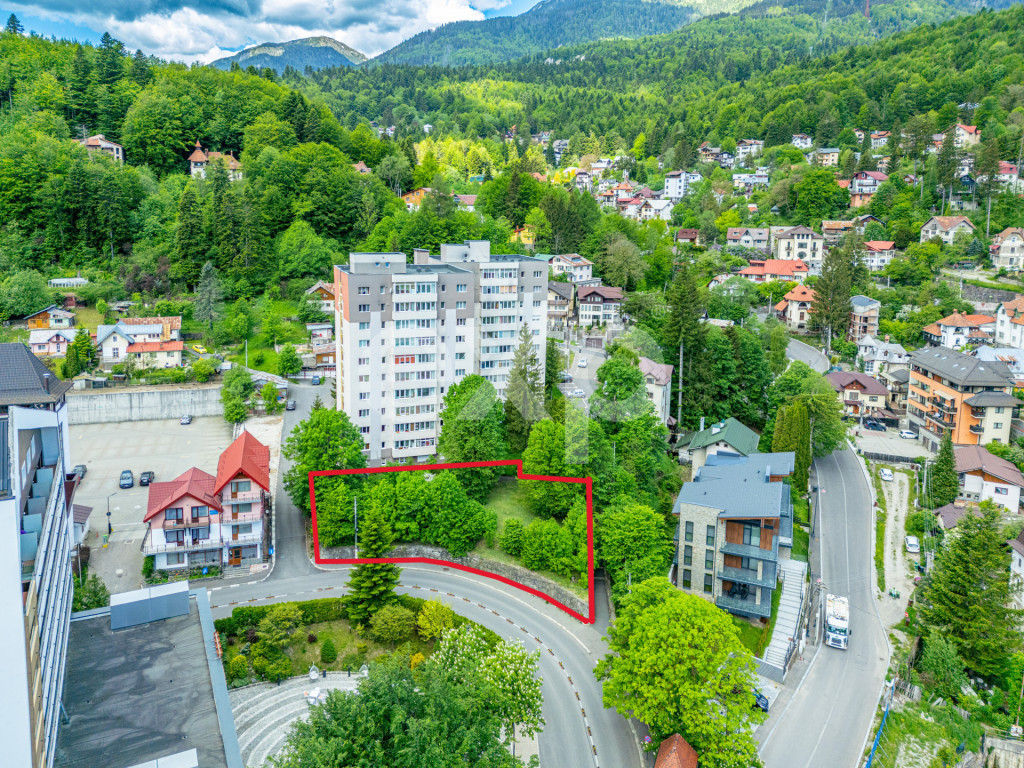 Vilă de vânzare in Sinaia - Zona Cumpătu