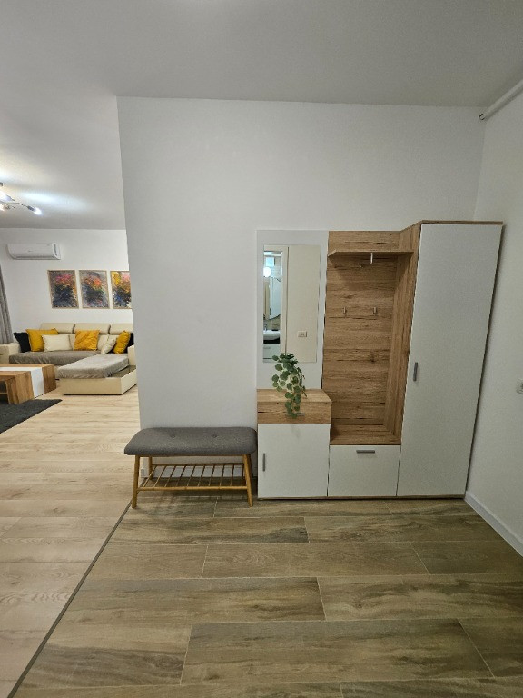 Vand Apartament 2 camere si loc de parcare Torontalului Campeador City