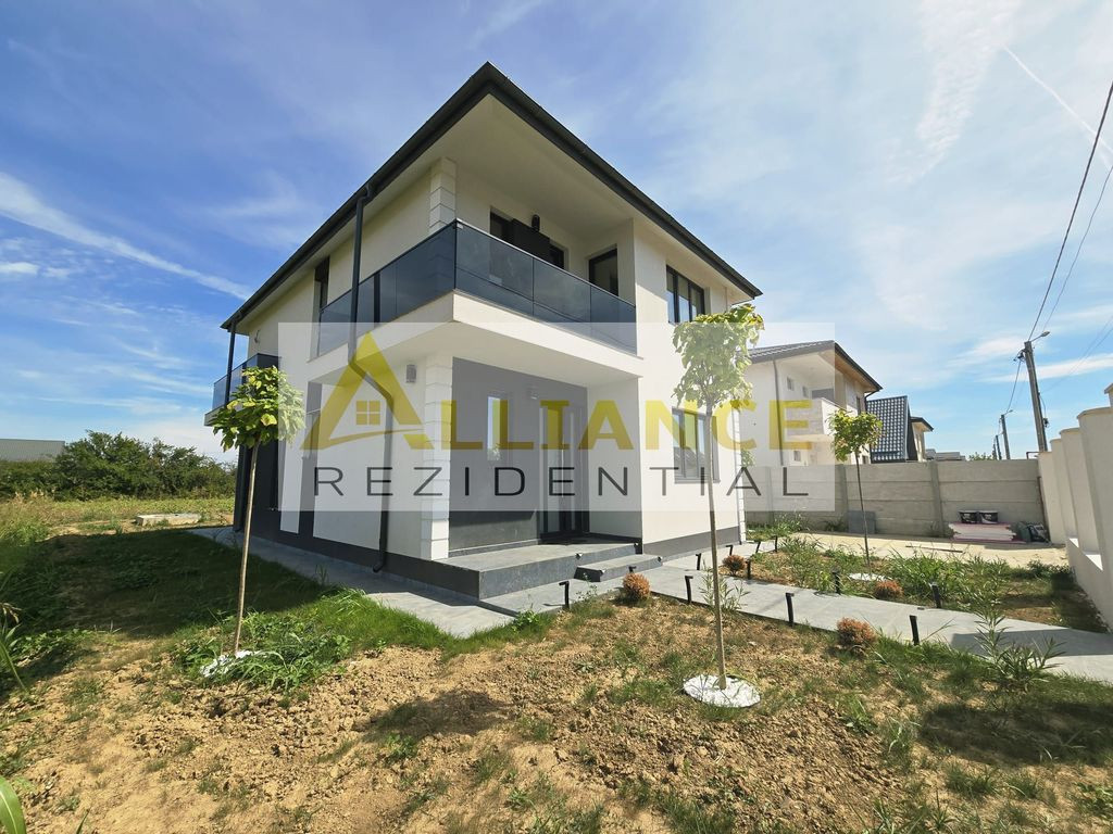 Casă individuală P+1+Pod | 4 Camere | 2 Bai | 430MP- Co...