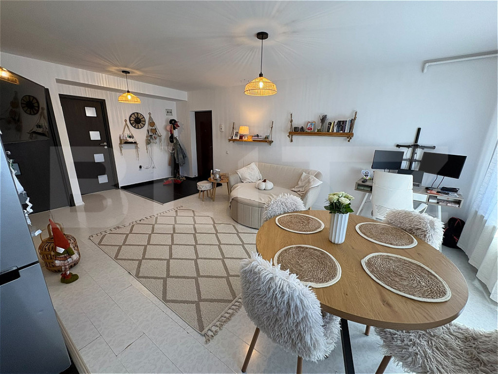 Apartament 3 camere, 64 mp, parcare inclusa, zona Sub Cetate