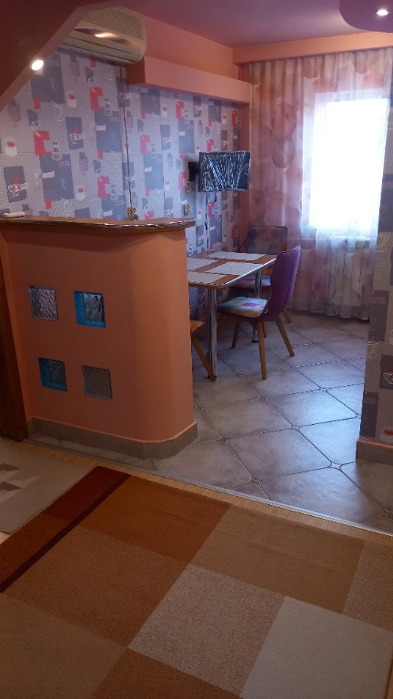 Închiriez apartament 3 camere Nufărul Oradea